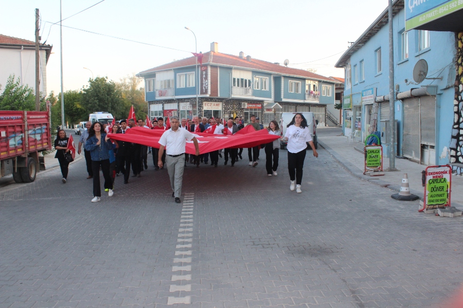İLÇEMİZDE 15 Temmuz 2023 DEMOKRASİ VE MİLLİ BİRLİK GÜNÜ ETKİNLİKLERİ YAPILDI